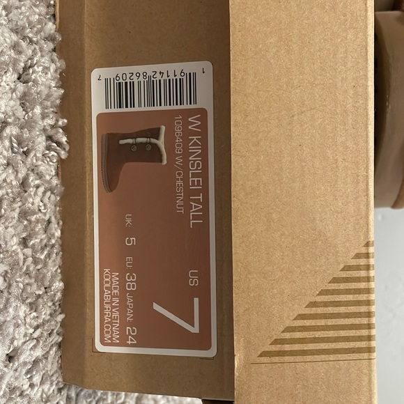 Ugg Koolaburra Boots - Kinslei Tall - Chestnut - Womens 7 (US) - Picture 5 of 8